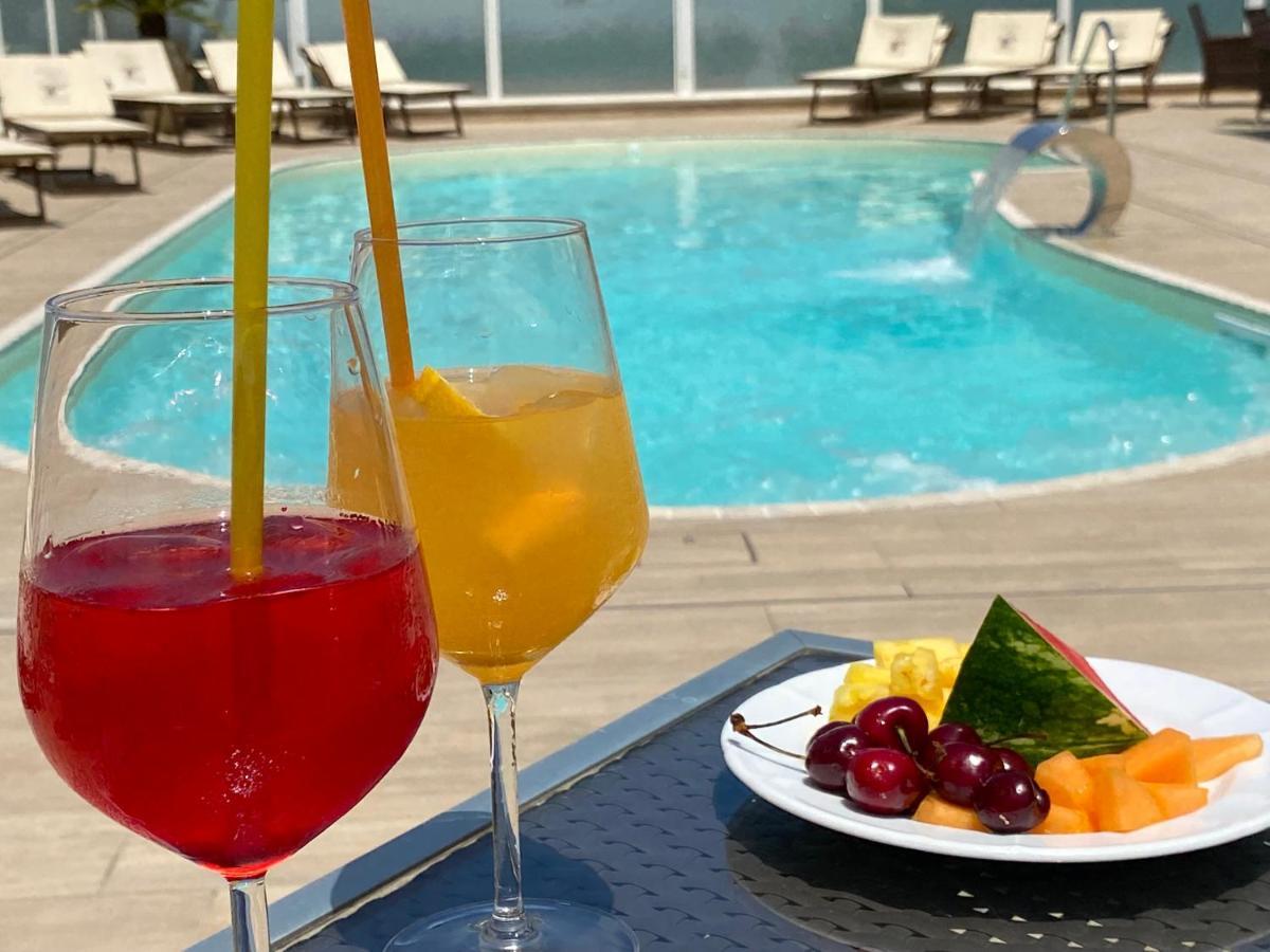 Hotel Caesar Paladium Rimini Kültér fotó