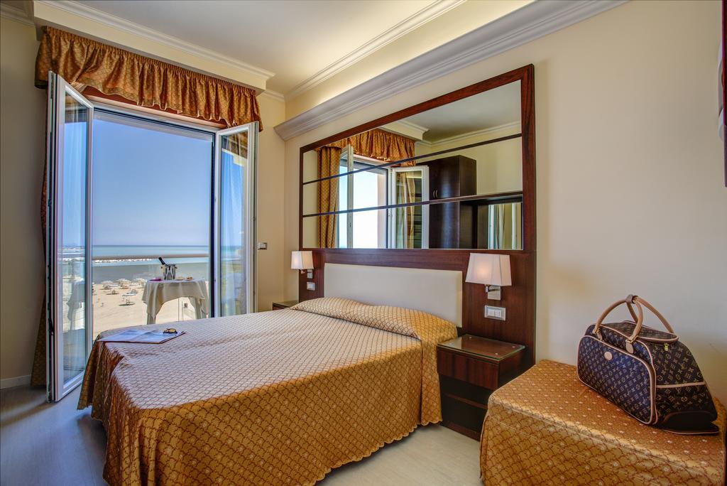 Hotel Caesar Paladium Rimini Szoba fotó