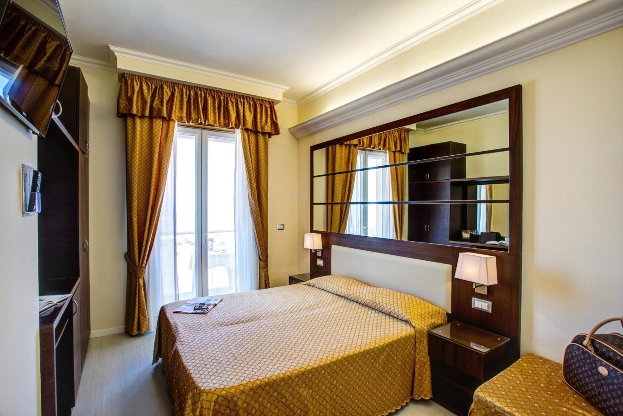 Hotel Caesar Paladium Rimini Szoba fotó
